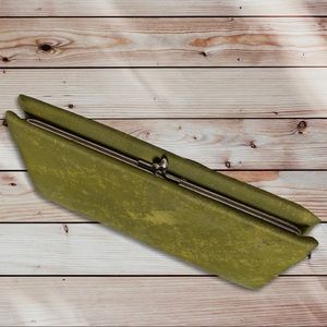 Green paint splatter Vintage 70s clutch